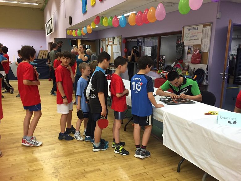 2016 — séance de dédicaces pour les jeunes du club 2016 — séance de dédicaces pour les jeunes du club