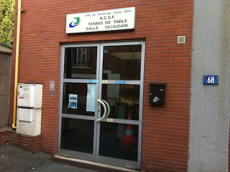 Entrée de la salle Decaudain — 68 rue Eugène Martin